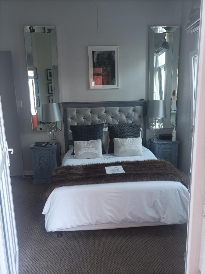 The Rosa & Self-catering Cape Town